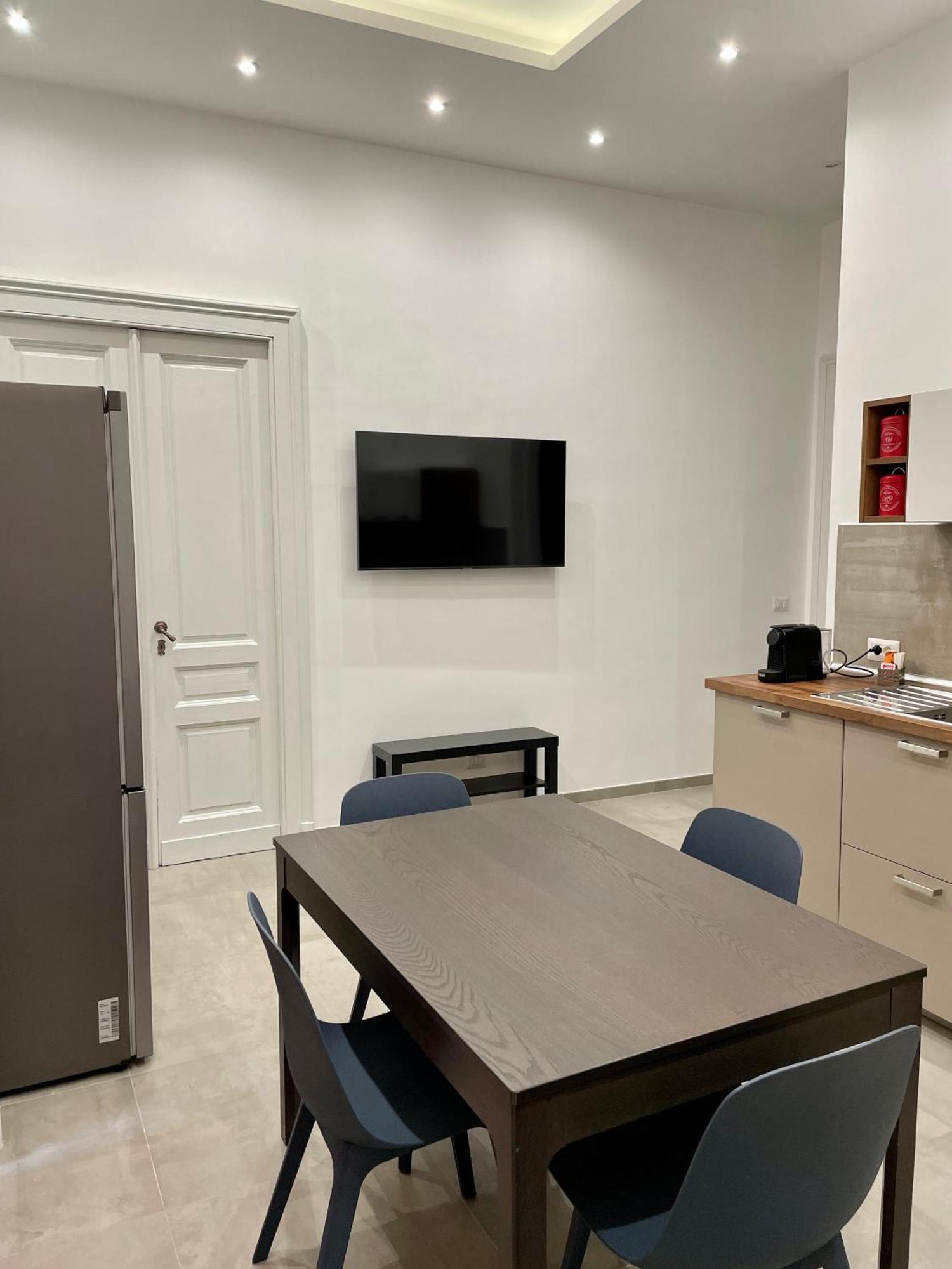 Napoli Centrale Suite מראה חיצוני תמונה